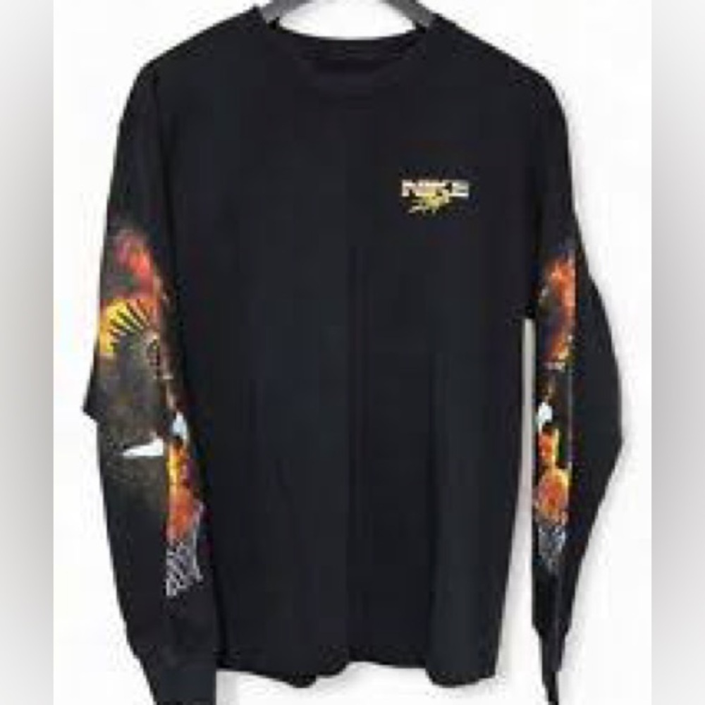 Nike Men’s Black Long Sleeve Shirt